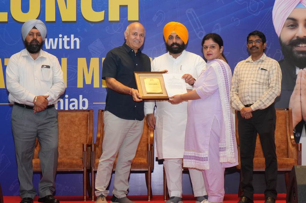पंजाब शिक्षा क्रांति भगवंत मान सरकार ने नीट जेईई परीक्षाओं के शानदार परिणामों के लिए 300 से अधिक प्राचार्यों को किया सम्मानित